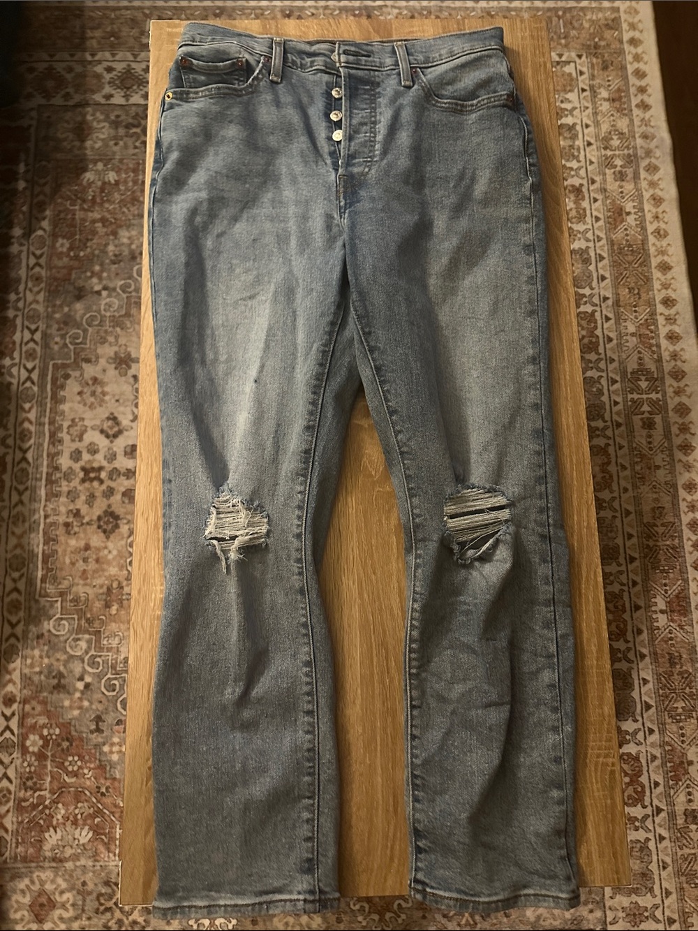 Levi’s Wedgie Straight